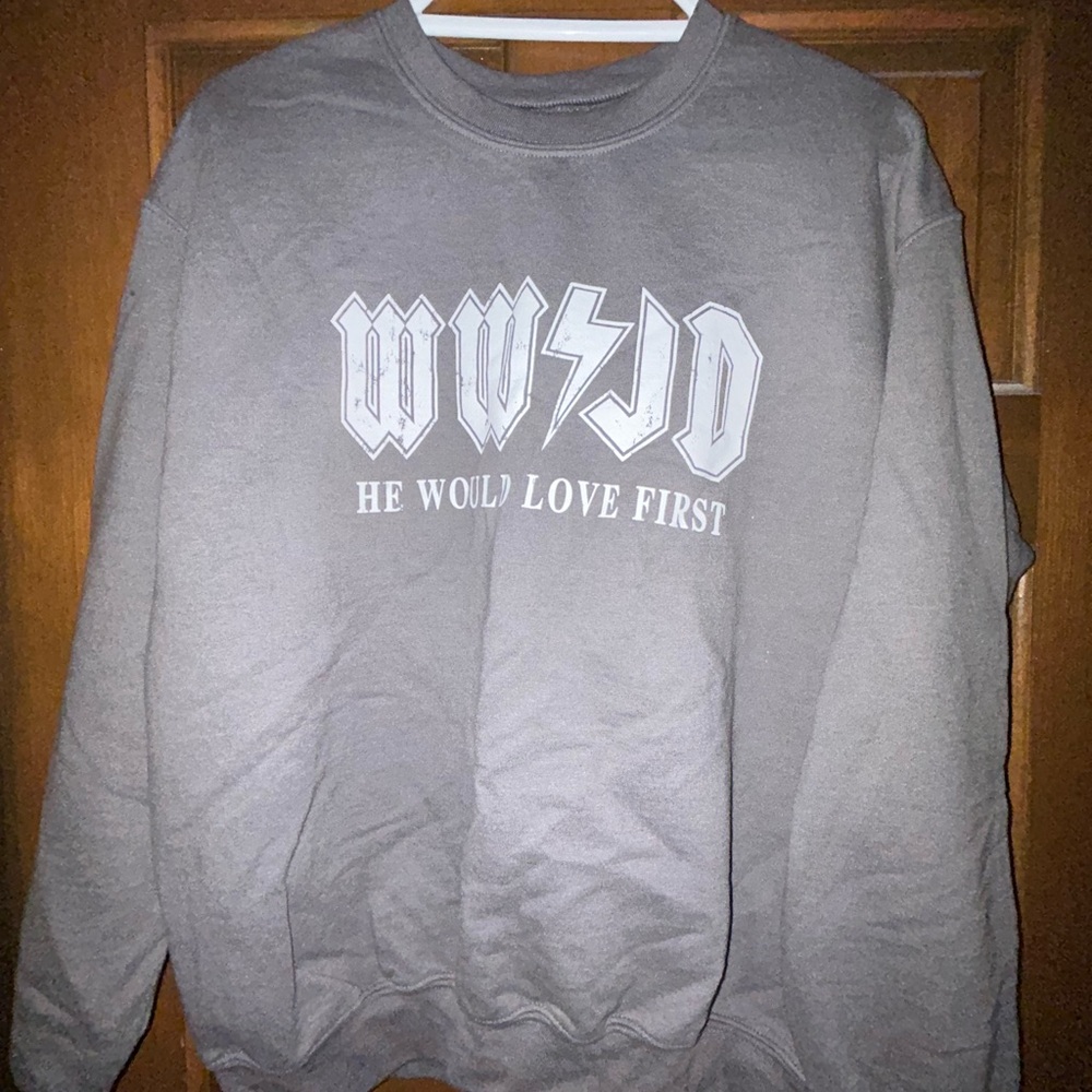 Gray Gothic Graphic Crewneck Sweatshirt